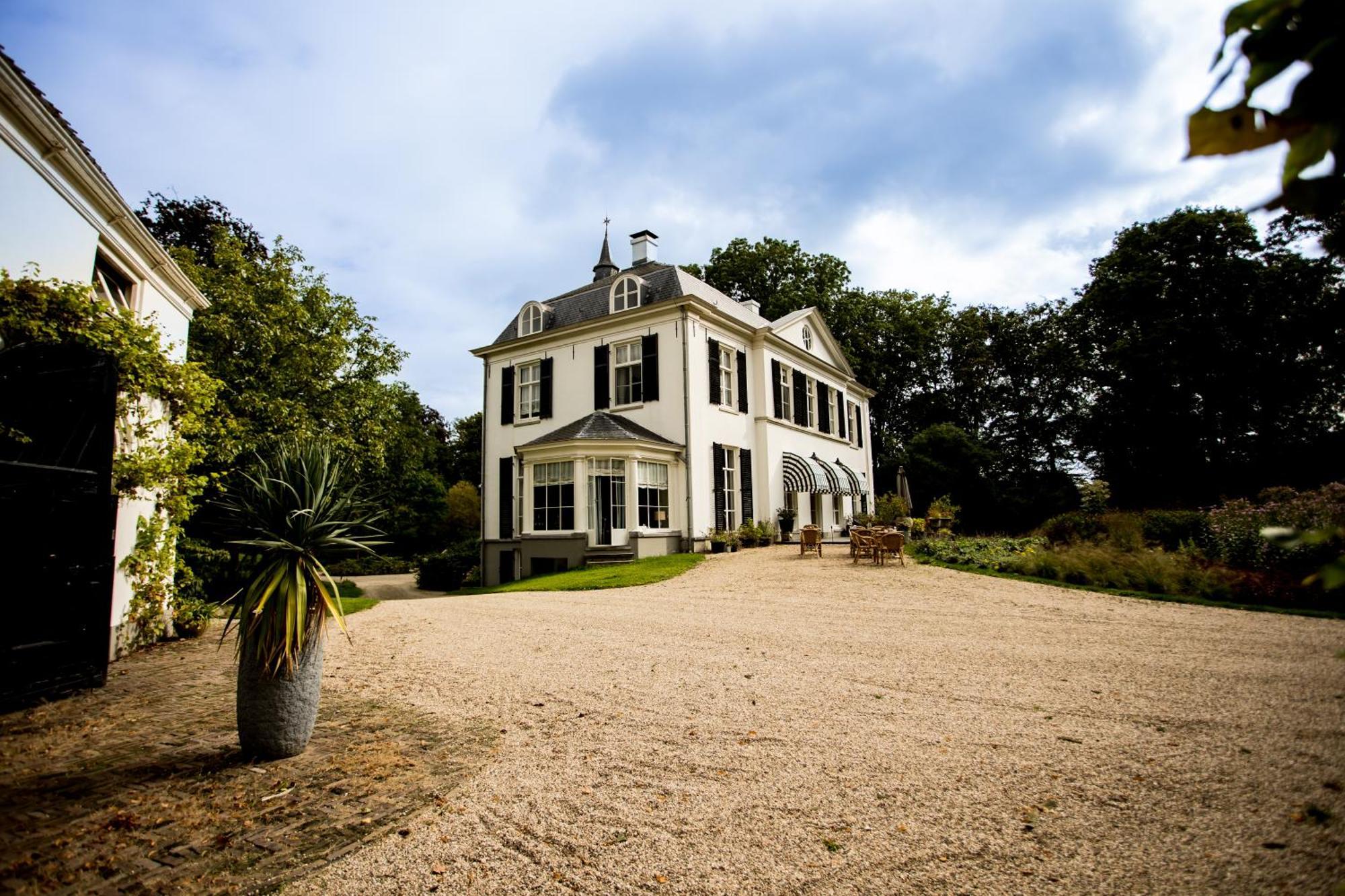 Landgoed Loenen B&B Slijk-Ewijk Екстериор снимка